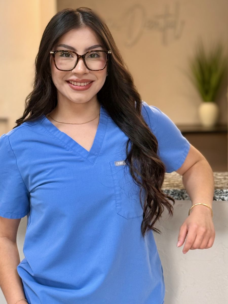 Dixie, Dental Assistant